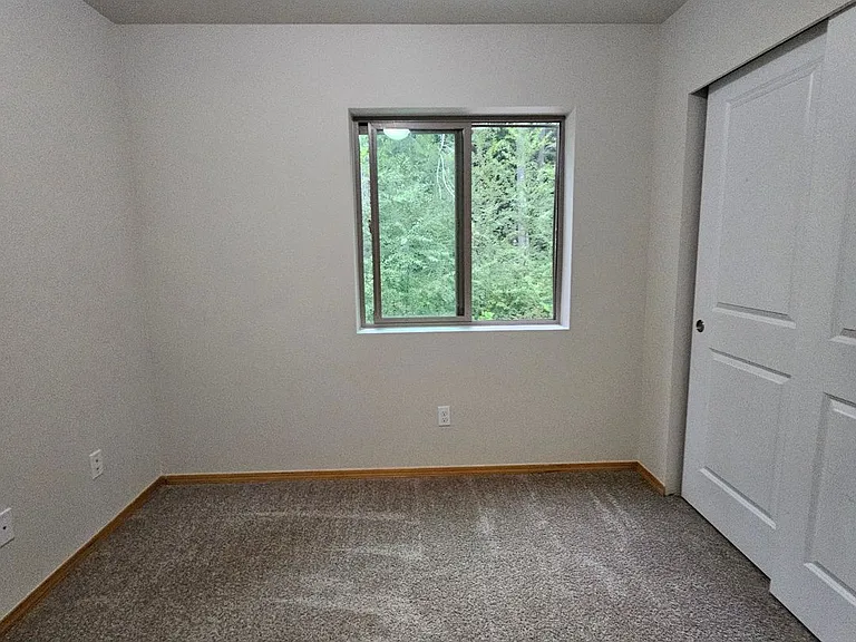 435 NE Inspiration St — Photo 22