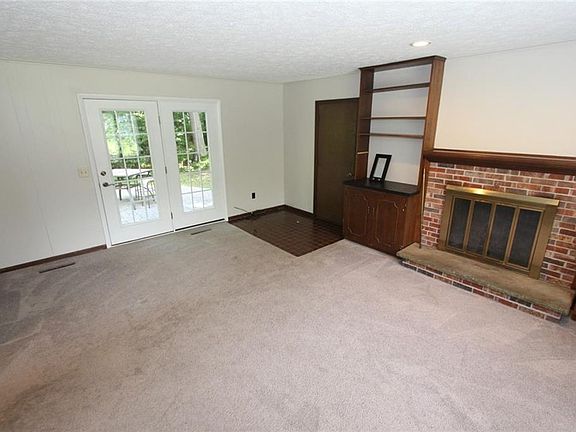 5th image of 68 Shagbark Way