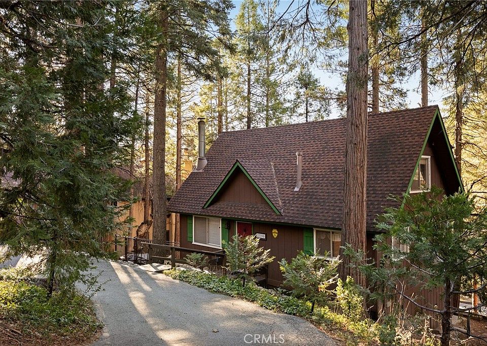 1st image of 27390 Oakwood Dr