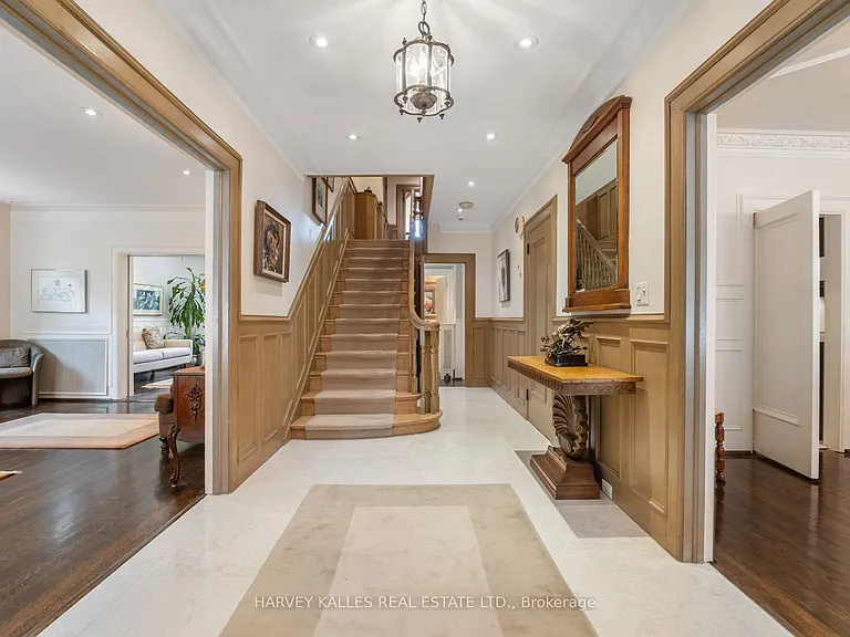 14 Dewbourne Ave — Photo 4
