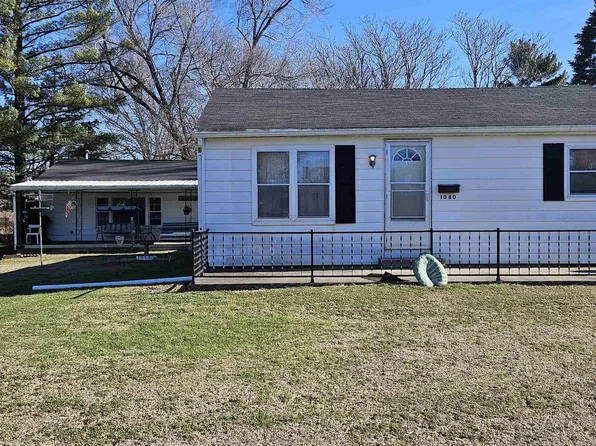 1080 N Fayette St, Jacksonville, IL 62650