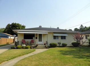 1802 85th St, Kenosha, WI 53143