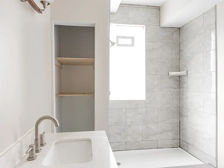 1633 Merrick St #1 — Photo 8