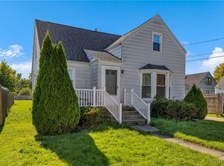 15 Chopin Pl, Buffalo, NY 14211