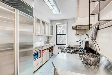 Rented by Mayell LLC