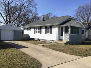 121 Barrows Ct, Mishawaka, IN 46544