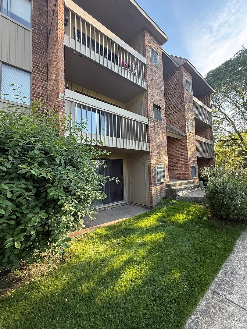 2 bed, 1100 sqft, $1,725 — Photo 4