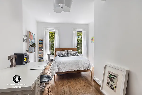 Rented by Coldwell Banker Warburg | media 24