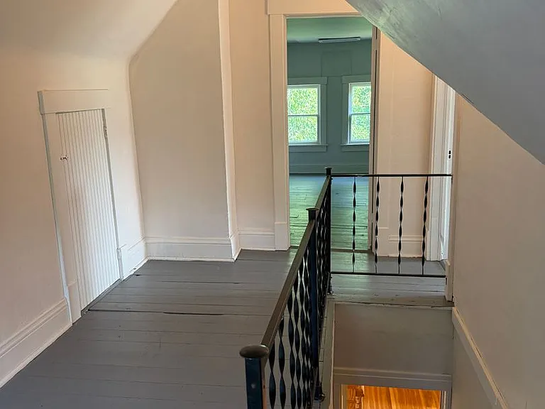 23216 Bergen Rd — Photo 7