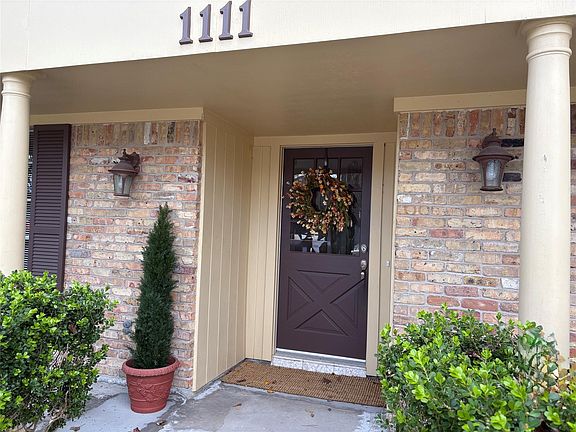 3rd image of 1111 Burning Tree Rd