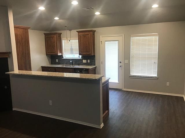Kitchen view from Fron door.