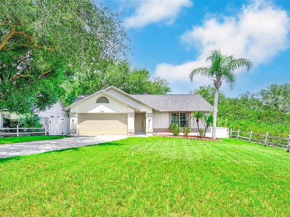 1400 Club Dr, Tarpon Springs, FL 34689