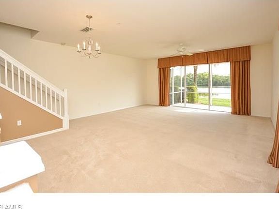 4th image of 1026 Albany Ct #205