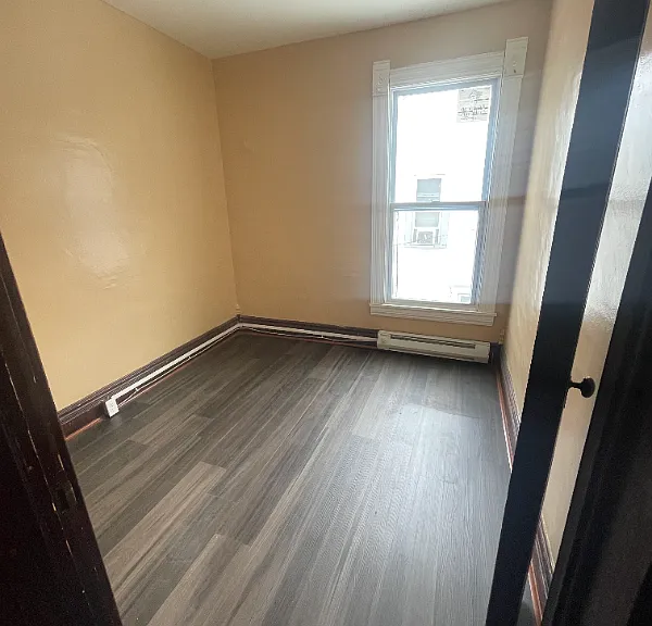222 Caroline Ave #2 — Photo 5