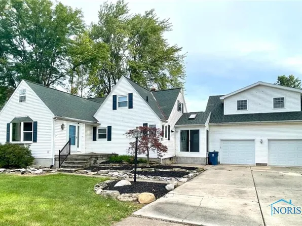 5305 McCartney Rd, Sandusky, OH 44870