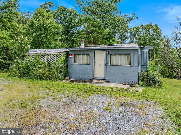 5th image of 175 Pheasant Ln
