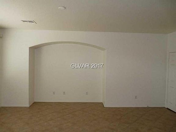 4th image of 2228 Summer Home St #0