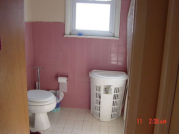 Upstairs Bathroom