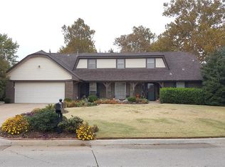 9309 Lansbrook Ln, Oklahoma City, OK 73132