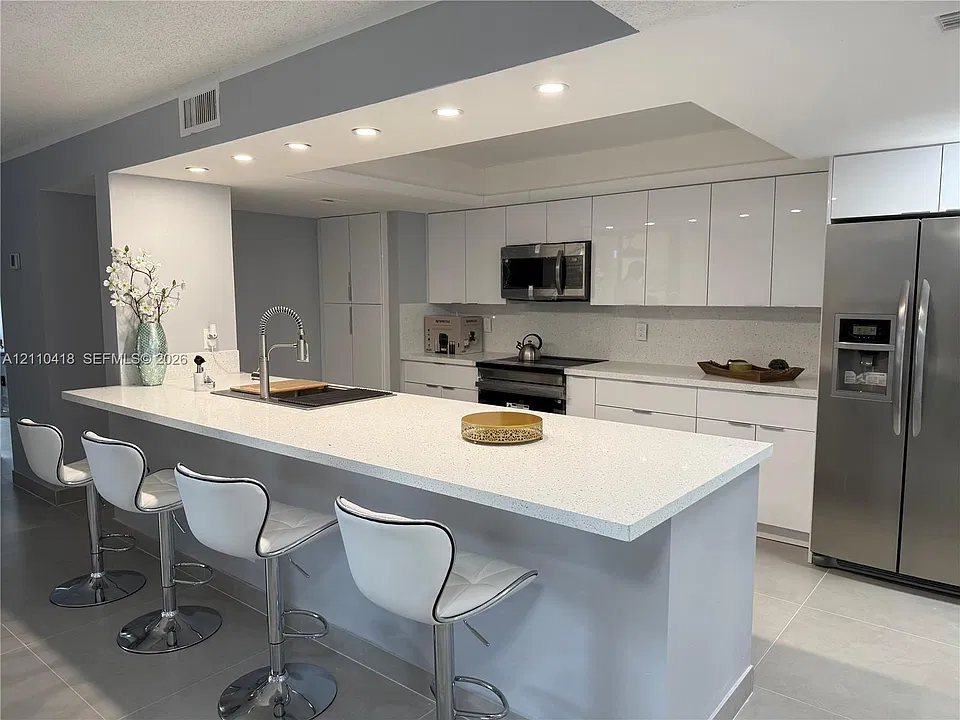 950 Egret Cir #5409