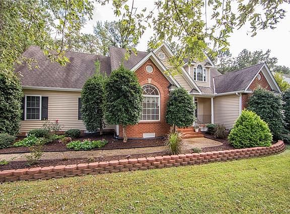 3rd image of 5324 Nairn Ln