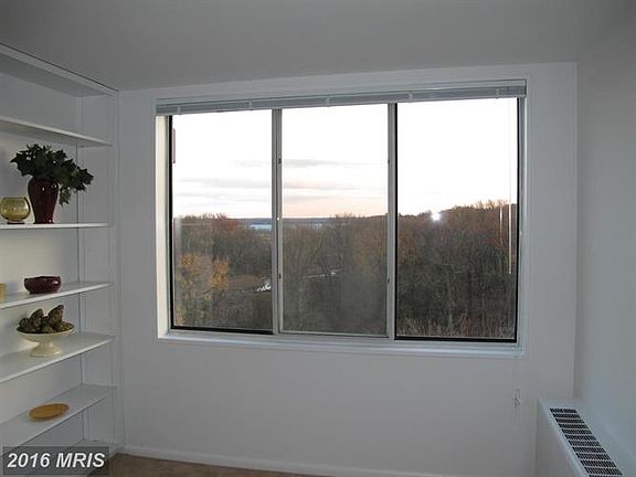 5th image of 6621 Wakefield Dr APT 915