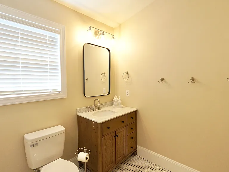 215 Boiling Springs Rd — Photo 30