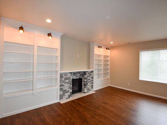 2nd image of 15214 80th Avenue Ct E