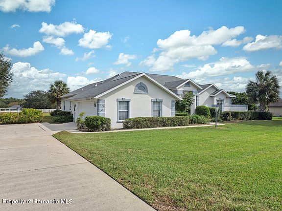 2nd image of 785 N Hambletonian Dr