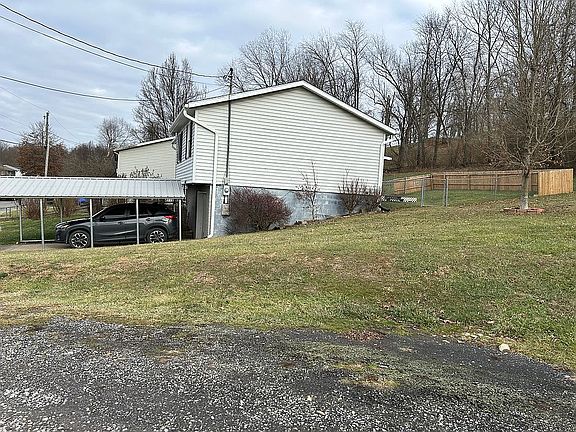 2nd image of 8 Meadow Dr