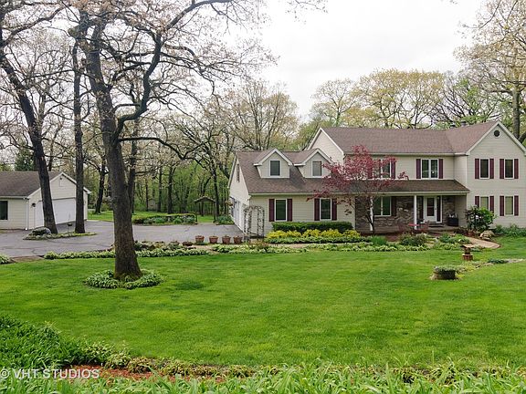 2nd image of 40W349 Fair Oaks Dr