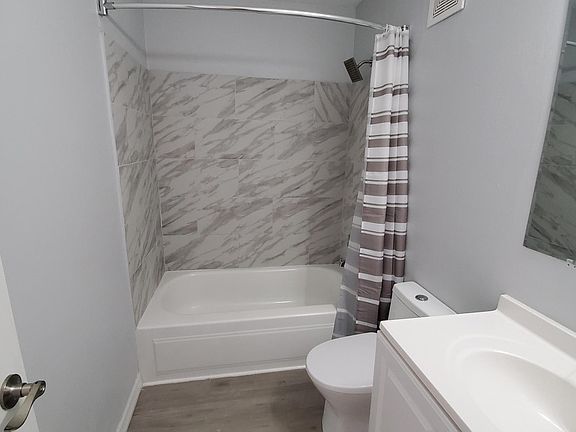 5th image of 494 S Atlantic Ave #205