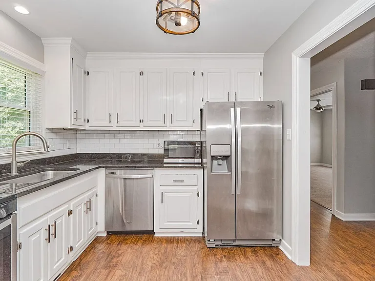 9395 Blacksmith Dr — Photo 19