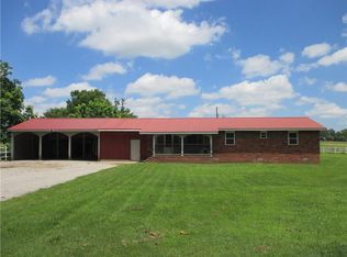 21594 Gann Rd, Gentry, AR 72734