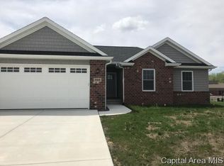 346 Pintail Dr, Sherman, IL 62684