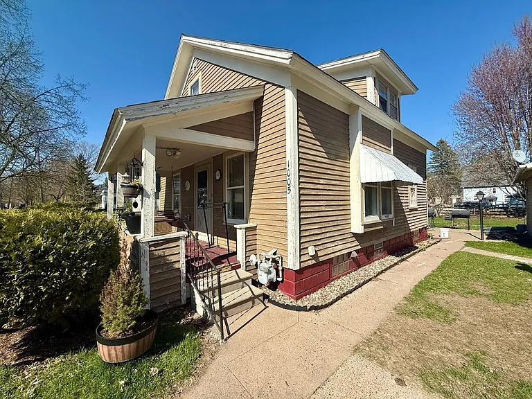 1005 S 5th Ave — Photo 12