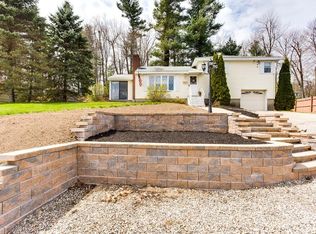 512 Prospect St, West Boylston, MA 01583
