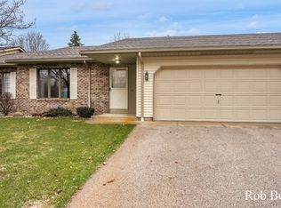 2874 Valley Spring Ln SE #98, Caledonia, MI