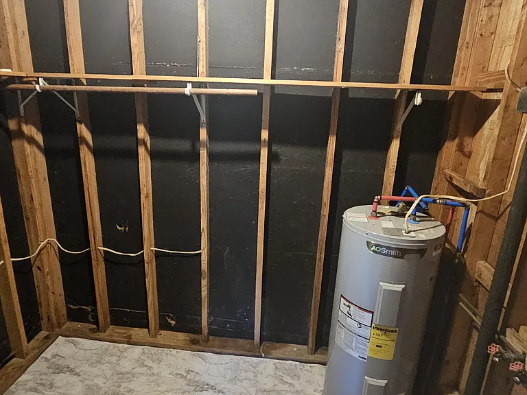 306 Mustang Dr — Photo 33
