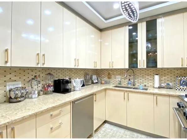 40 Oceana Drive image 8 of 29