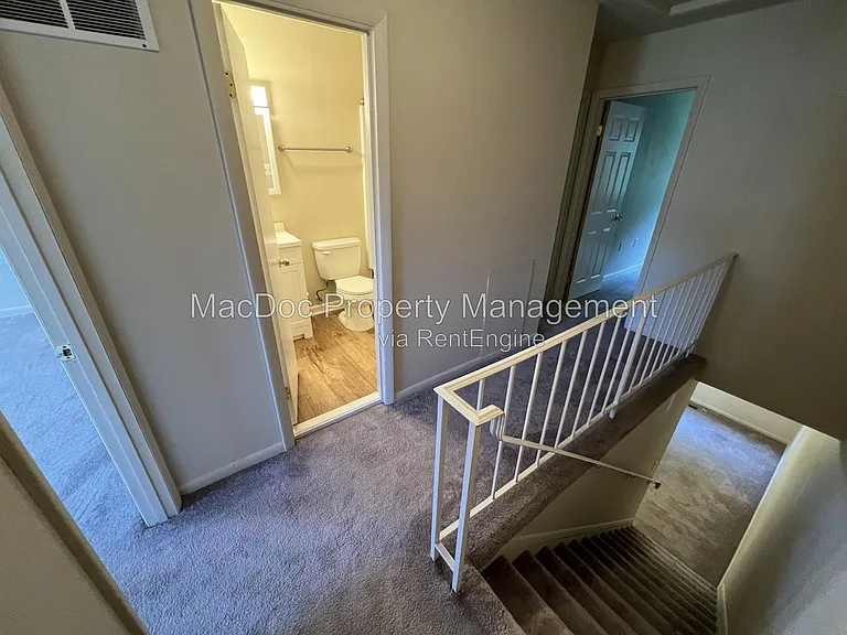 14611 Earlham Ct — Photo 14