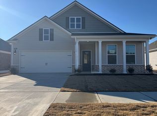 68 Harvest Dance Dr, Byhalia, MS 38611