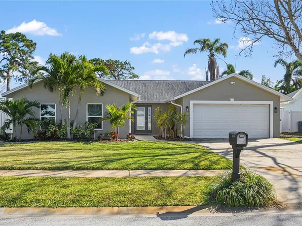 10079 83rd Way, Seminole, FL 33777