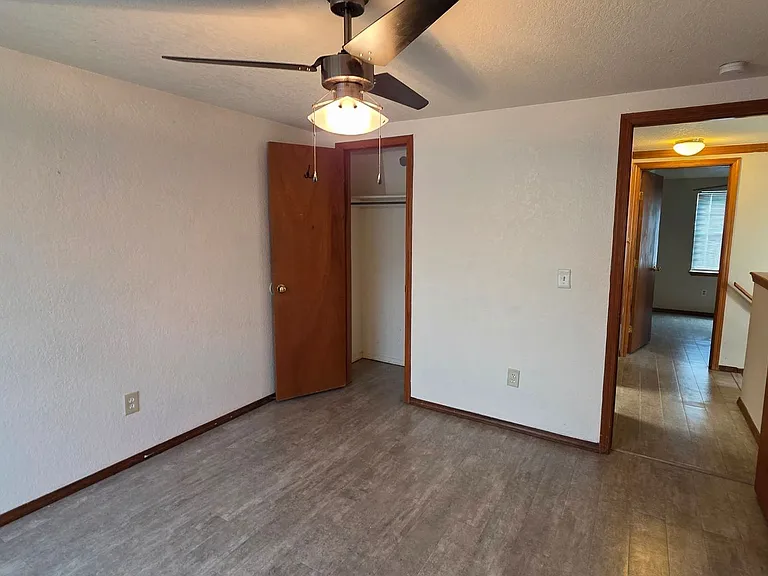 621 Stoneridge Dr — Photo 10