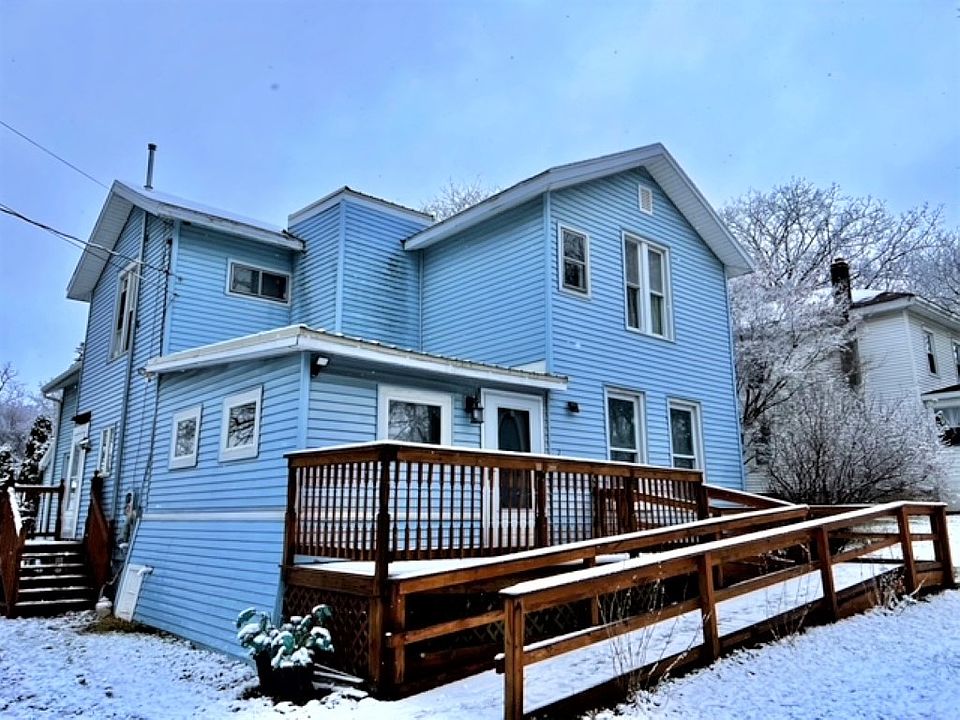 25 Center St, Union Springs, NY 13160 Zillow