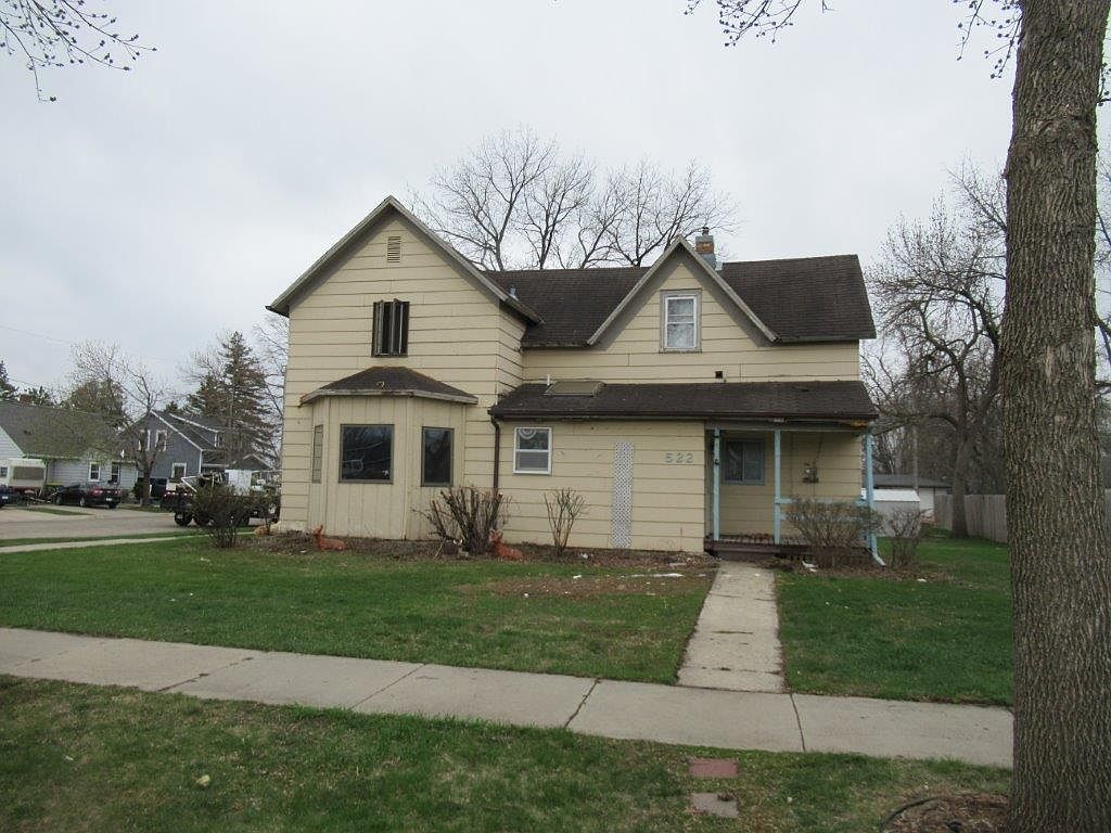 522 5th St SE, Pipestone, MN 56164 Zillow
