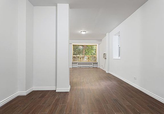4th image of 770 Ocean Pkwy APT 1D