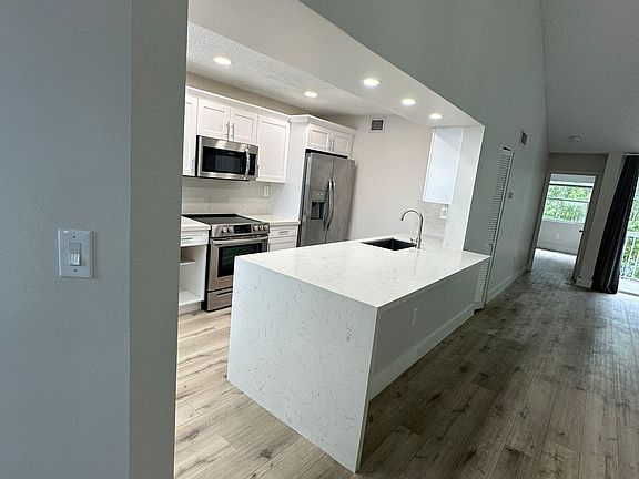4th image of 4630 NW 97th Pl #263