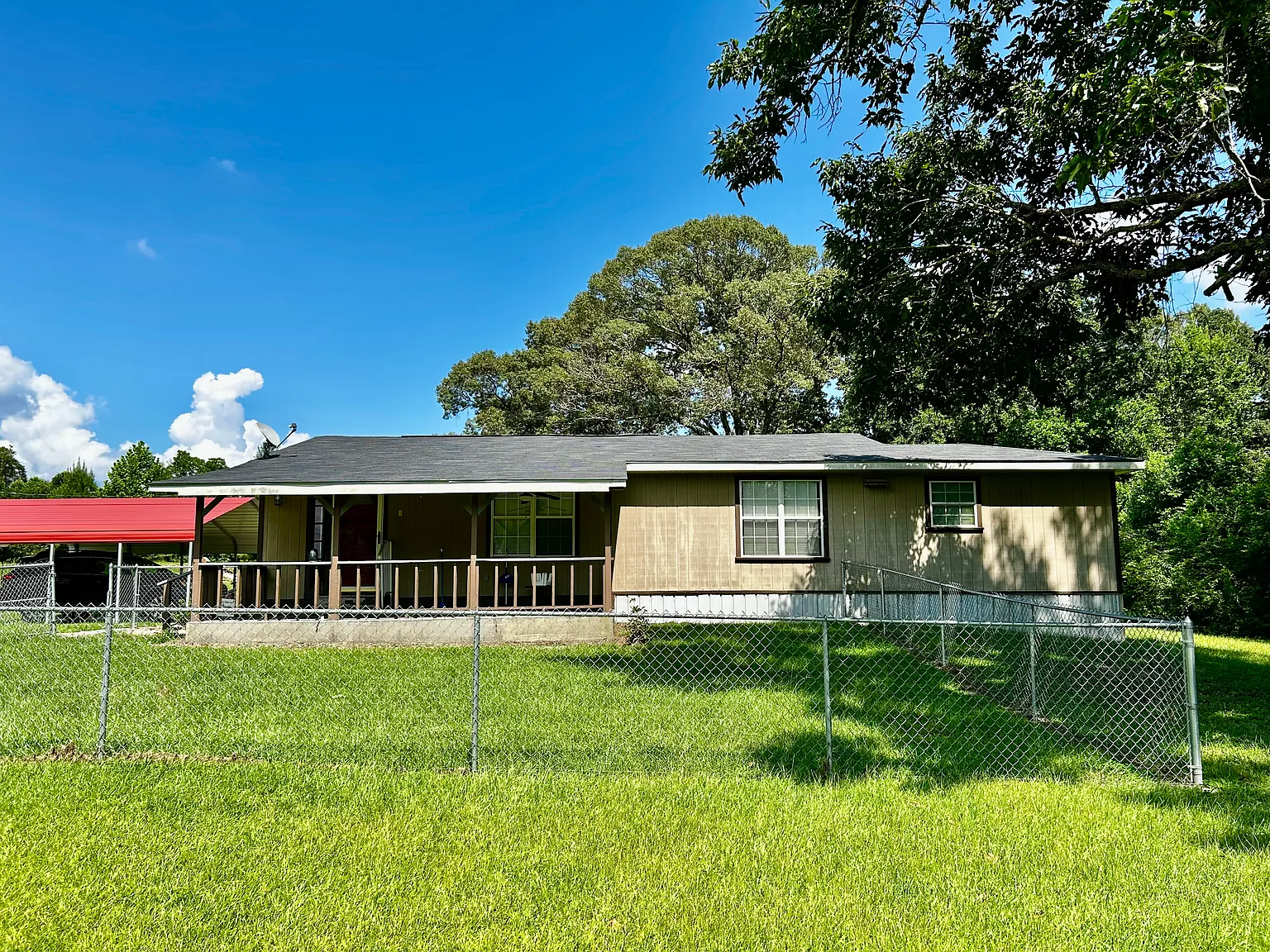 1761 Bass Rd — Photo 2