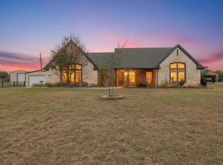 548 Highland Rd, Springtown, TX 76082